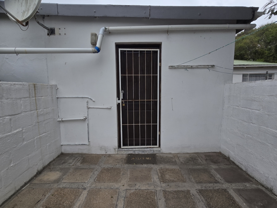 10 Bedroom Property for Sale in West Bank Eastern Cape